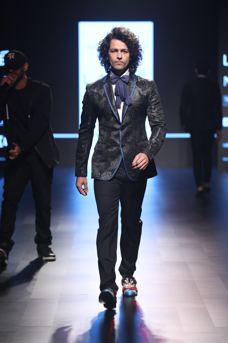 MEN'S WEAR COLLECTION