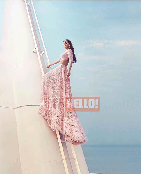 SONAKSHI SINHA PINK LEHENGA SET